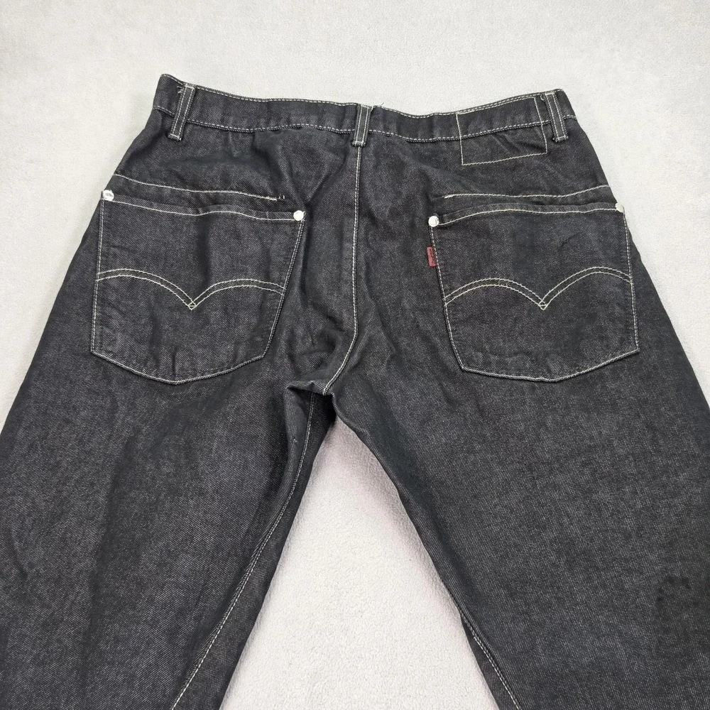 Levis important sizing